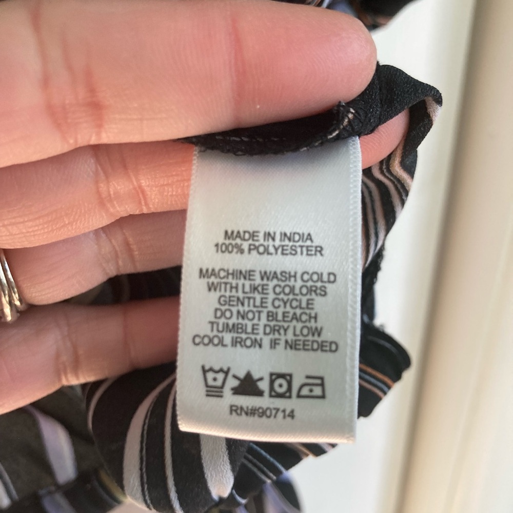 Striped Polyester Top - Picture 3 of 4